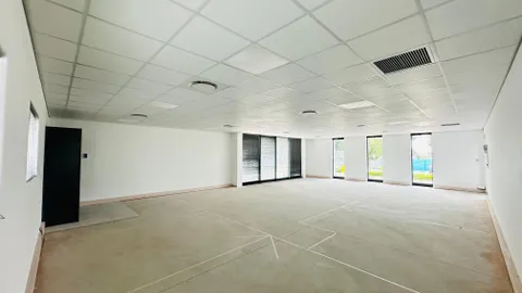 WhatsApp Image 2025-08-15 at 12.19.04-5.